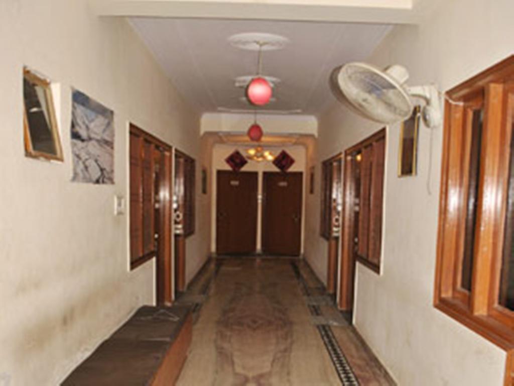 Hotel Viren Residency Agra Buitenkant foto